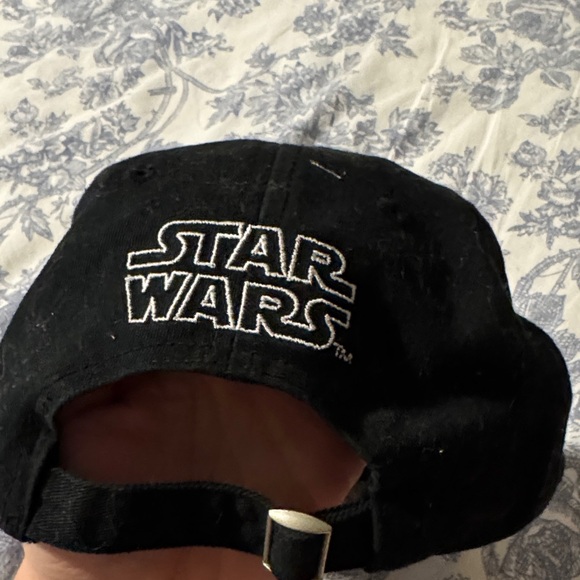 Black Star Wars Embroidered Cap - Picture 2 of 3